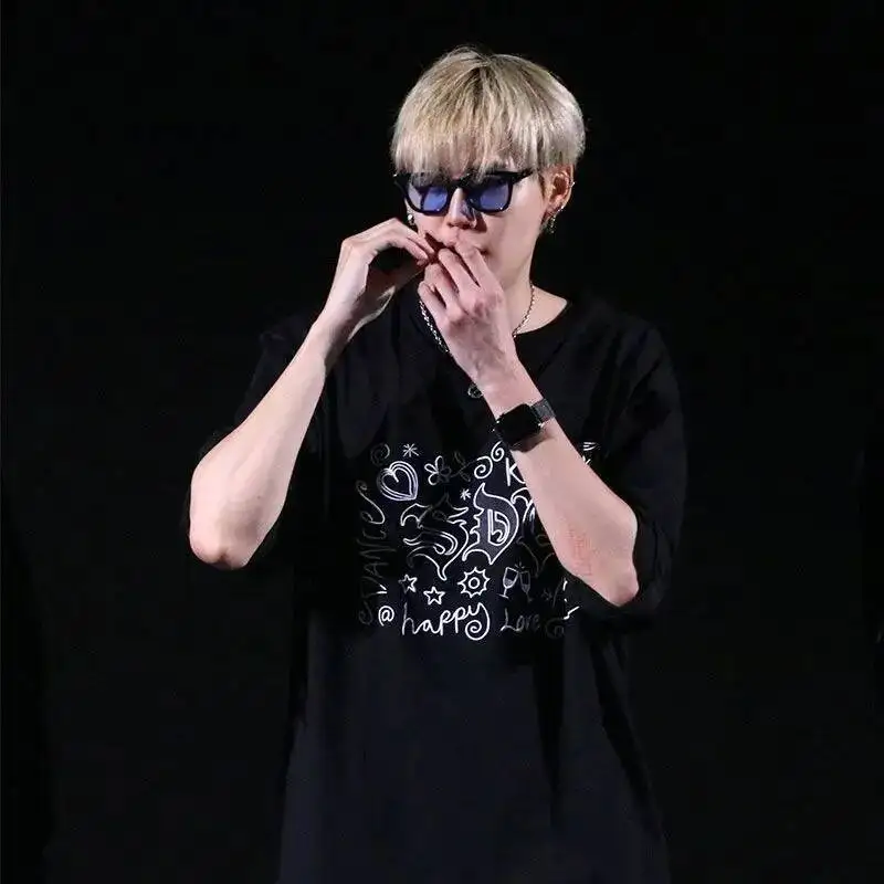 تي بوب الدراما التايلاندية الجديدة BetweenUsTheSeries حتى Sun Boun Prem BounPrem زي طالب فضفاض غير رسمي طويل الأكمام تي شيرت هدية