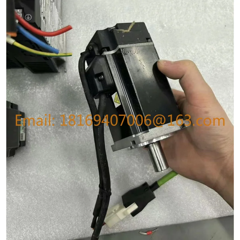 

Подержанный двигатель MZ401N2LN07, 400 Вт, тестирование ОК и быстрая доставка