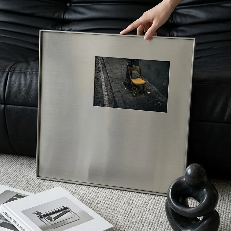 Stainless steel metal picture frame niche industrial wind wall hanging high-end sense living room study homestay decoration