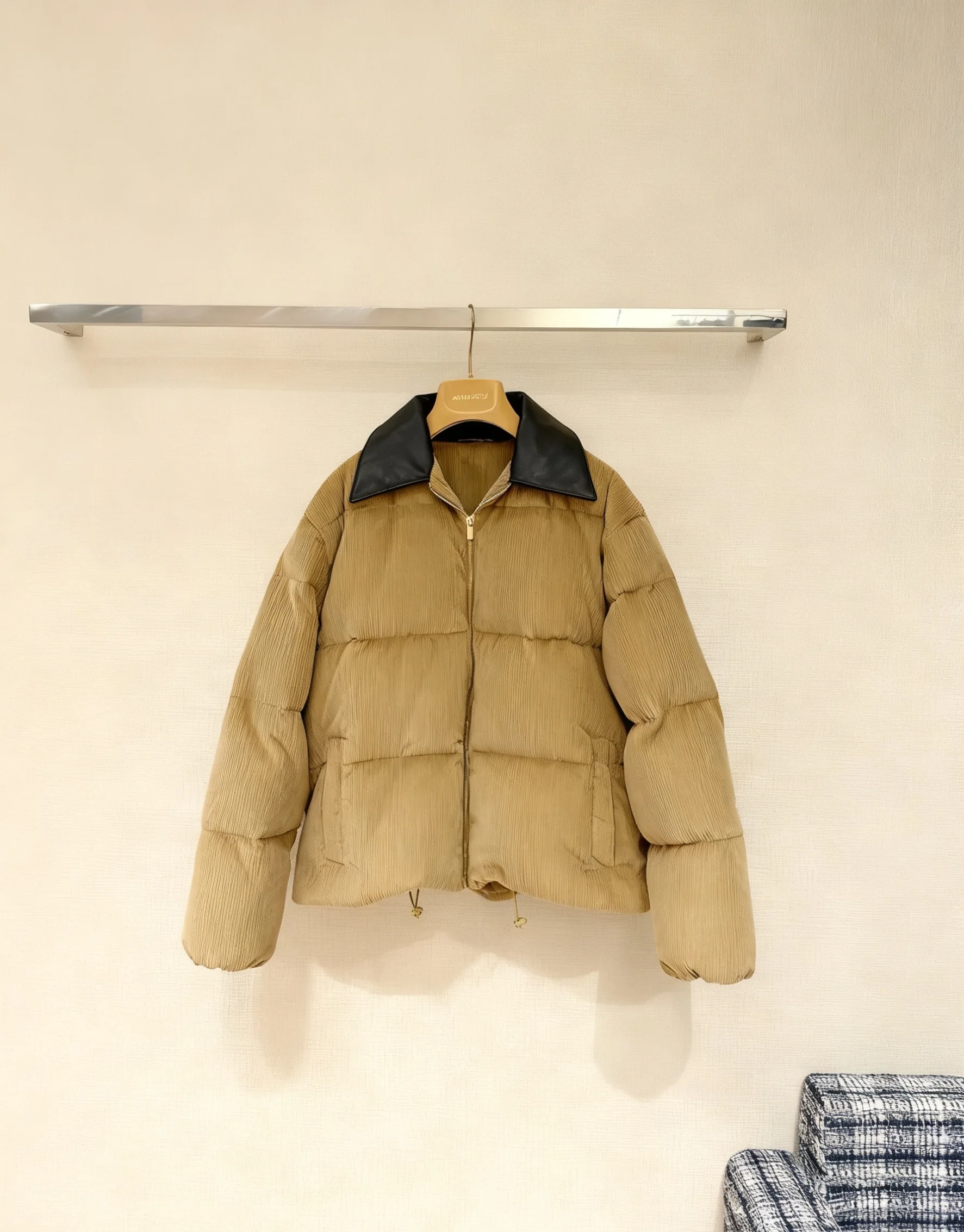 

2025 Winter Women's Beige Corduroy Puffer Jacket Leather Collar Drawstring Waist Warm Coat Casual Fashion Outwear