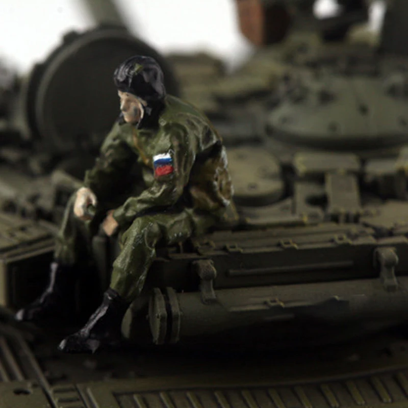 

Масштабные модели из смолы 1:72: Российские солдаты в броне (сидячие фигурки) для сцен с танками, коллекционные декоративные подарки, для демонстрации