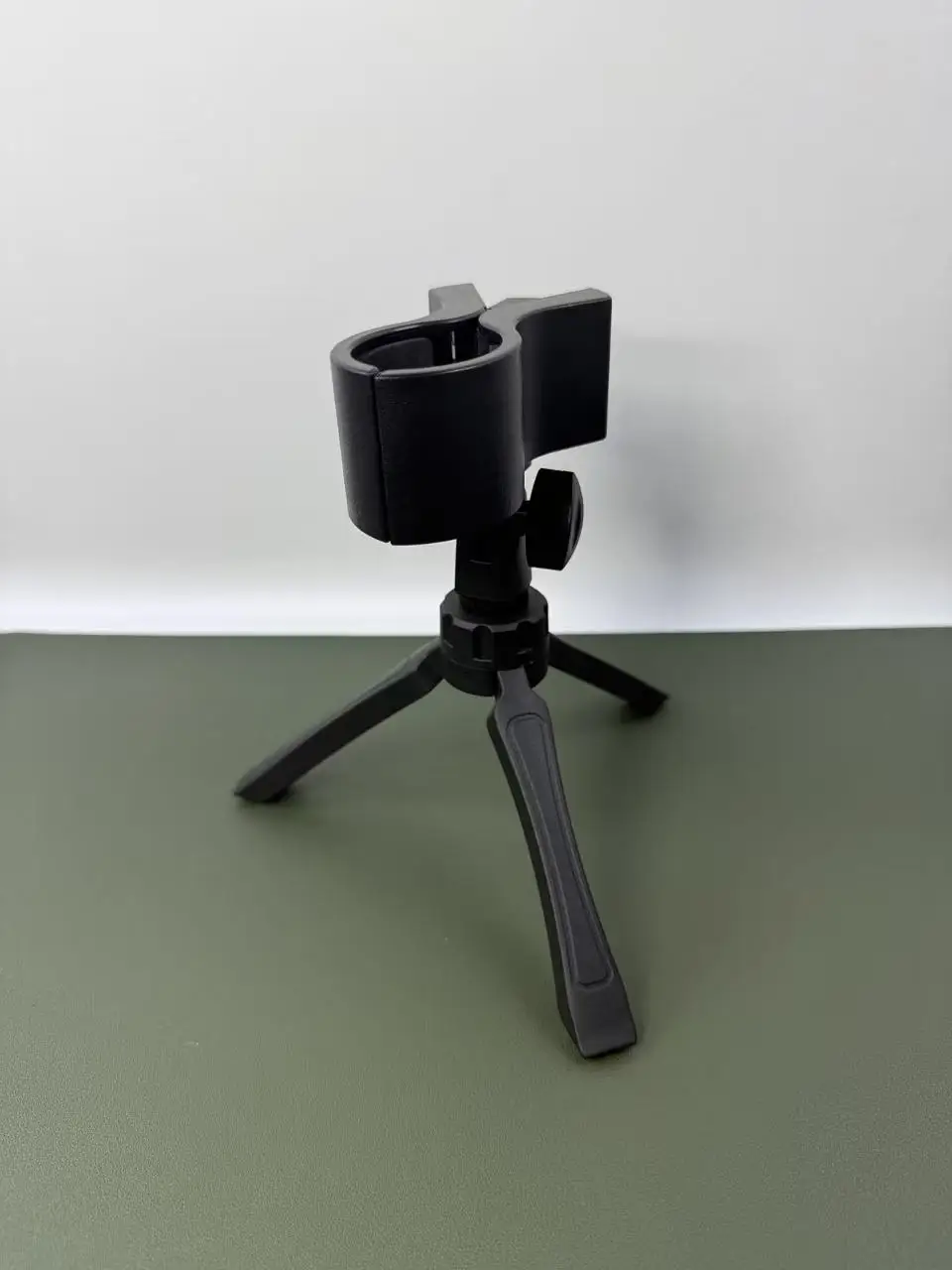 Dreibein-Desktop-Ventilator-Clip-Halterung mit Höhenverstellung, kleiner Ventilator-Befestigungsclip