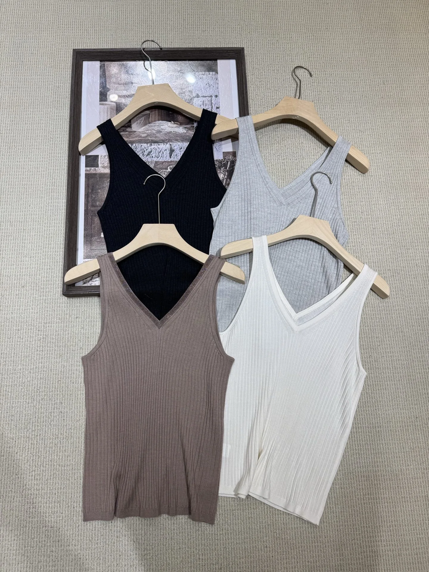 

Slim Fit V-Ne Knitted Vest Women's Svel Top BC Versatile Pearl Chain Ribbed Base irt Casual Sle Woolen Blend