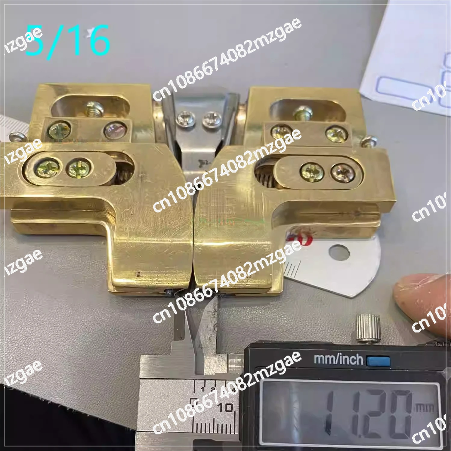 Industrial Sewing Machine Hat Folder Tap Attachment, Brass Hat for Double Needle Overlock Stitch Binder