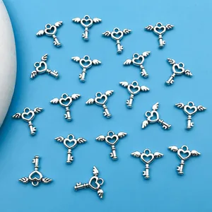 10/20Pcs Antik Perak Sayap Malaikat Kunci Jantung Kreatif Pesona untuk Membuat Perhiasan Gelang Kalung Anting-Anting Gantungan Kunci DIY Handmad 10 pesona sayap penjualan terbaik - №