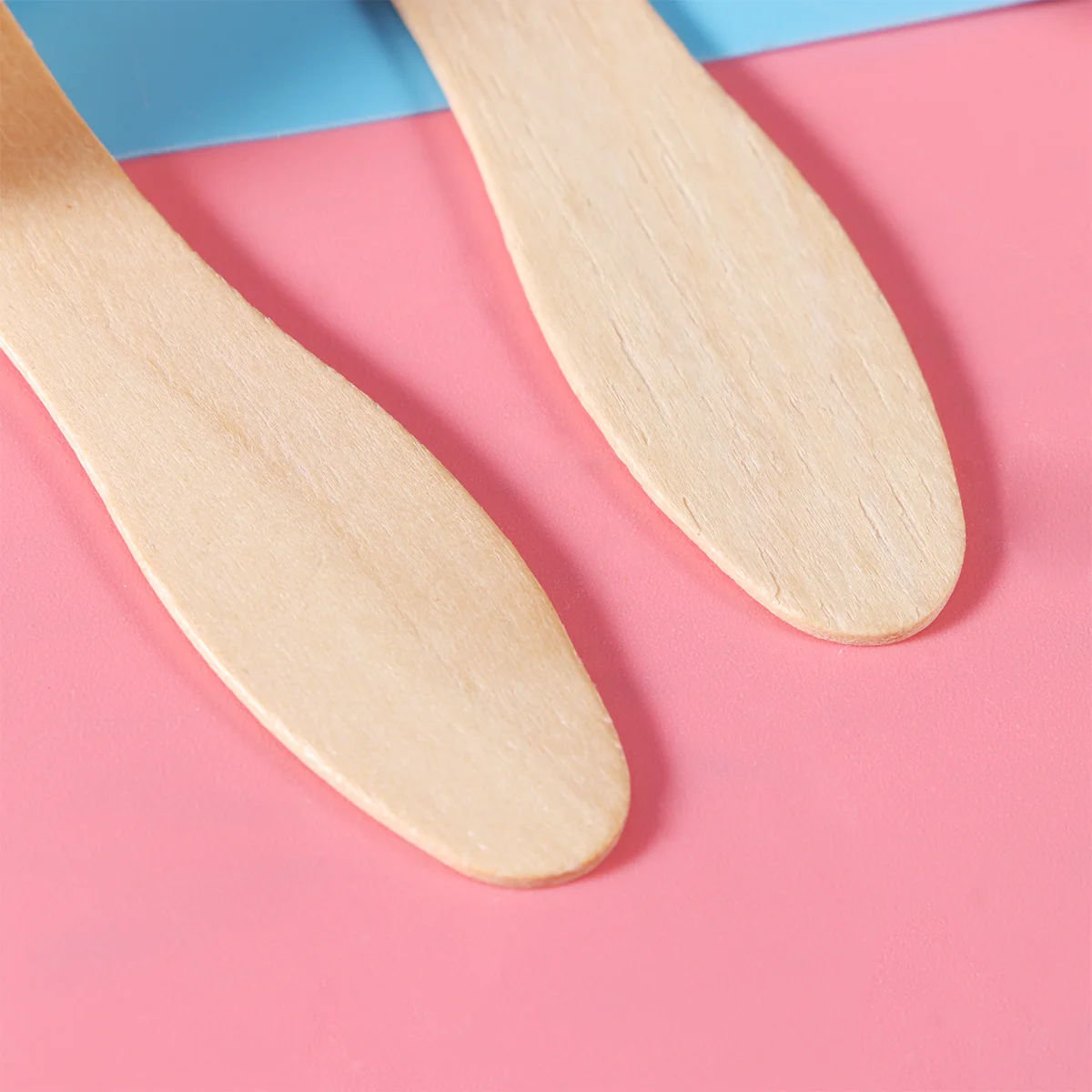 

200pcs Wooden Ice Cream Spoons Eco-Friendly Natural Wood Dessert Tasting Sticks For Ice Cream Samples Wood Spoons