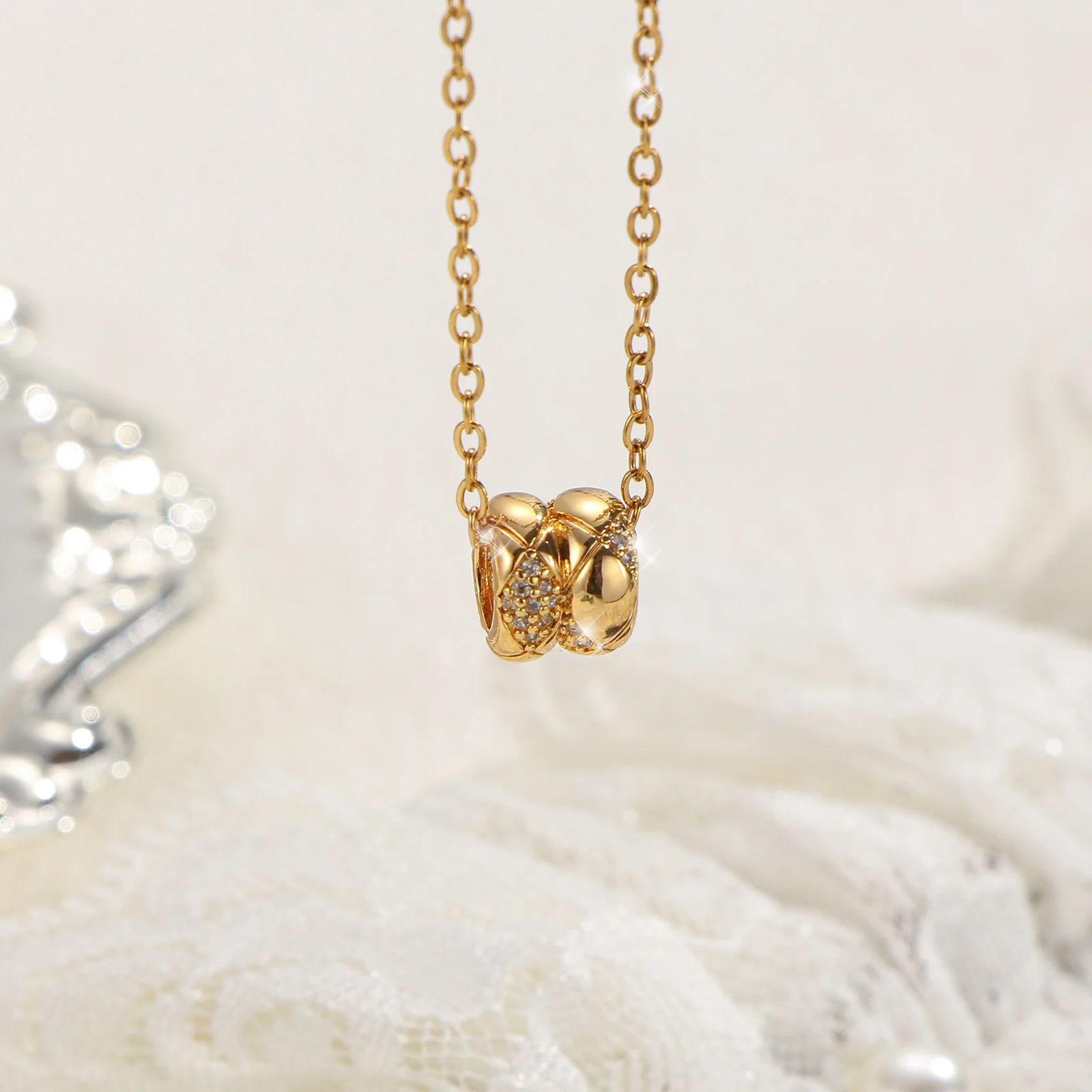 

women fashion necklace 1pc minimalist polished diamond inlaid bead pendant golden clavicle chain light luxury versatile style