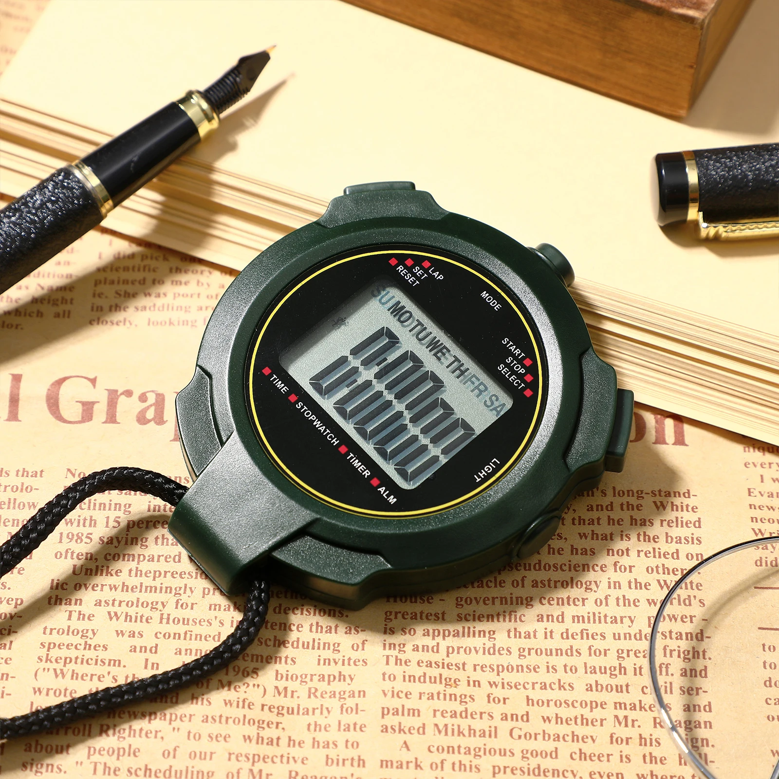 

Luminous Stopwatch Night Timer for Sports Training Match Game Fitness Desk Kids Green Automatic Practical Lightweight