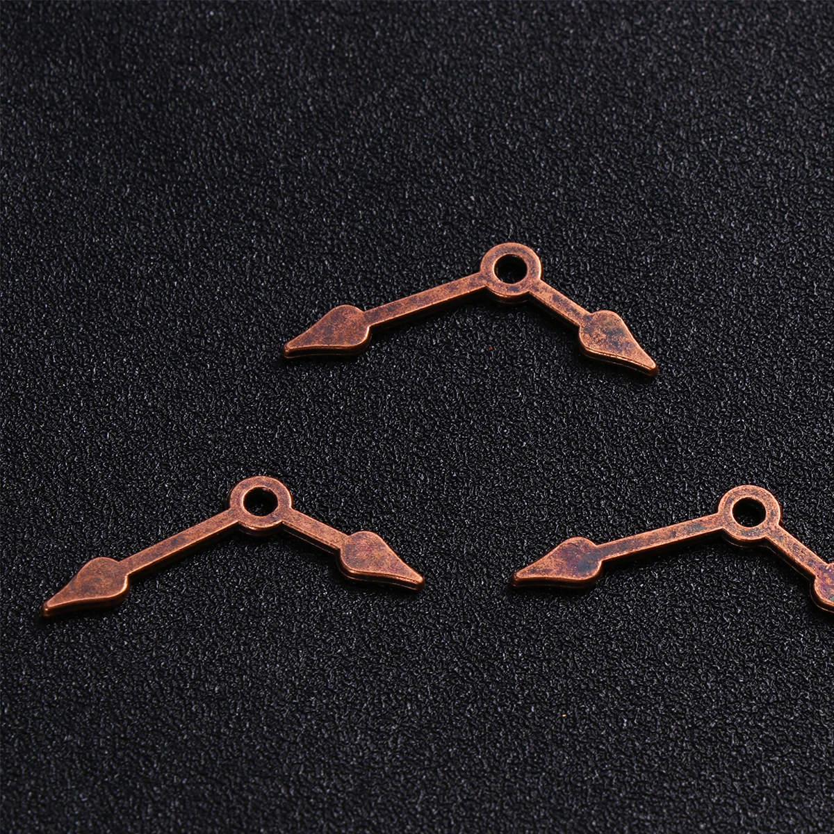 

100 Pcs Jewelry Making Supplies Gear Accessories Pendant Alloy Charm Mechanical DIY Charms