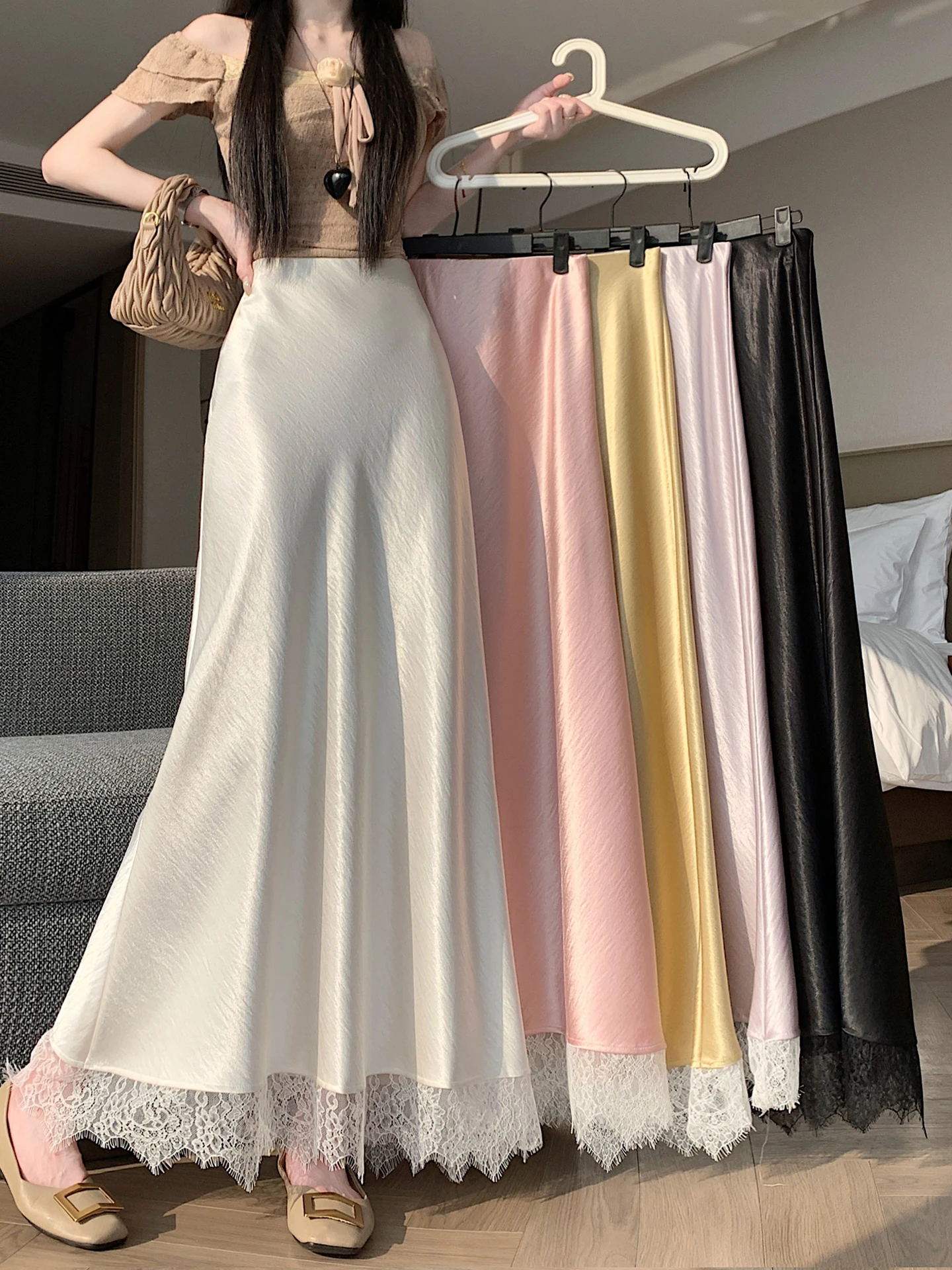 

High Waist A-Line Long Skirt Women's Summer 2026 New Style Fish Tail Satin Acetate Lace Trim Halter Neck Side Zipper Skirt
