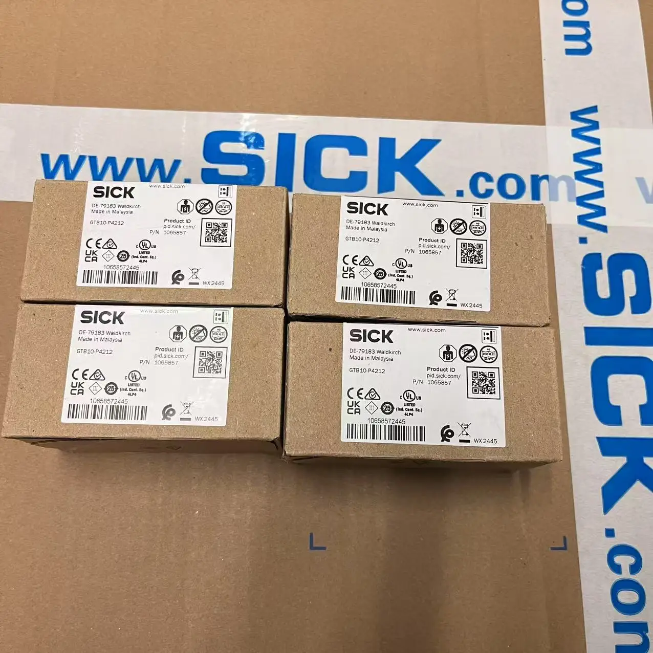 

Диффузный фотоэлектрический датчик SICK GTB10-P4212, номер заказа 1065857 В наличии Датчик Совершенно новый оригинальный подлинный