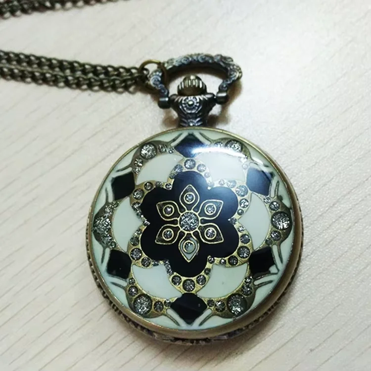 

8071 Retro Glass Pattern Pocket Watch Flower Diamond Ceramic Case Exquisite Gift Fashion Bronze Bracelet Fob Table