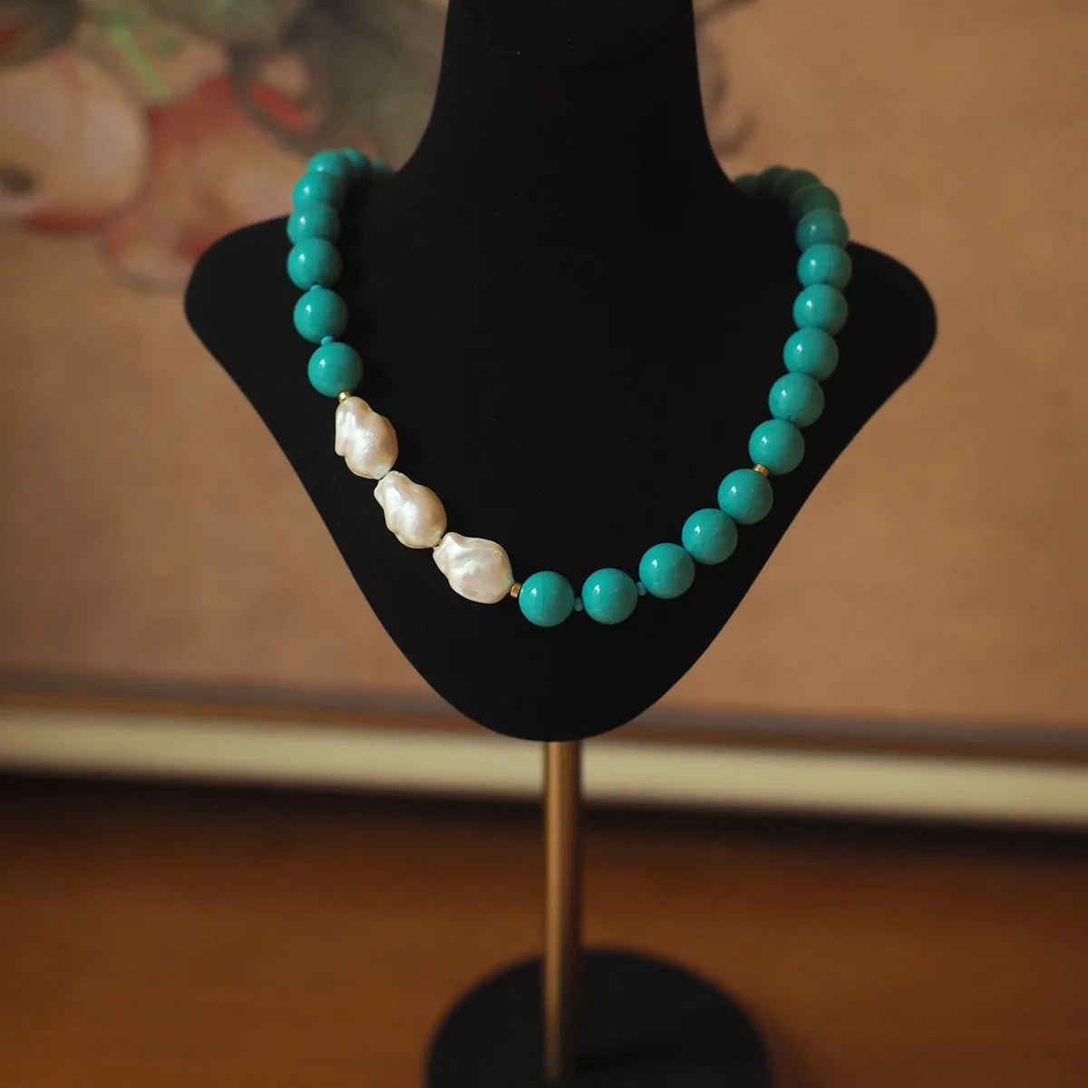 

Spring-Summer Western Niche Necklace - Baroque Pearl & Turquoise Simulant, Heavy-Handcrafted Multicolor Beaded for Festival Wear