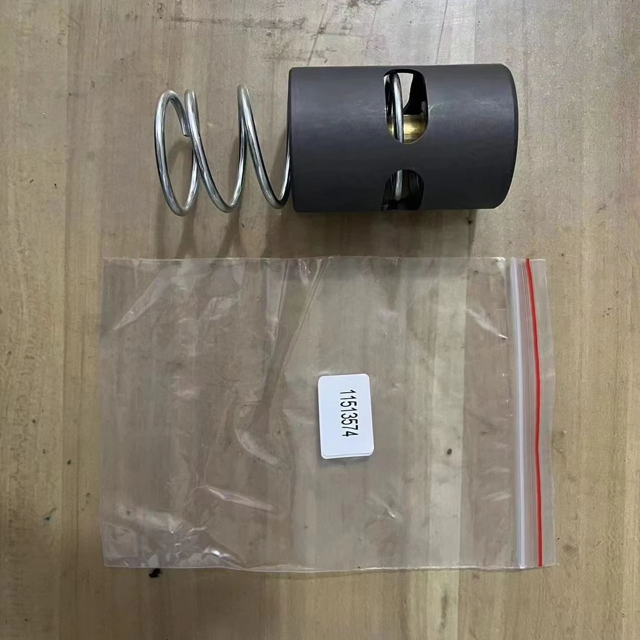 

AC Screw Air Compressor Spare Parts Thermostat Valve Core 1619756000 1614749300 2901060901 1513015903 1621855600 2906907700