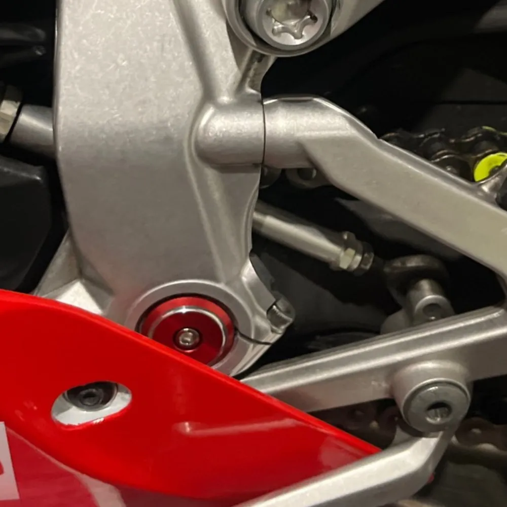 For DUCATI STREETFIGHTER V4 V4S SUPERBIKE 1199 1299 899 955 959 Panigale V4/S Frame Hole Cap Decorative Cover Plug Bolts Screws