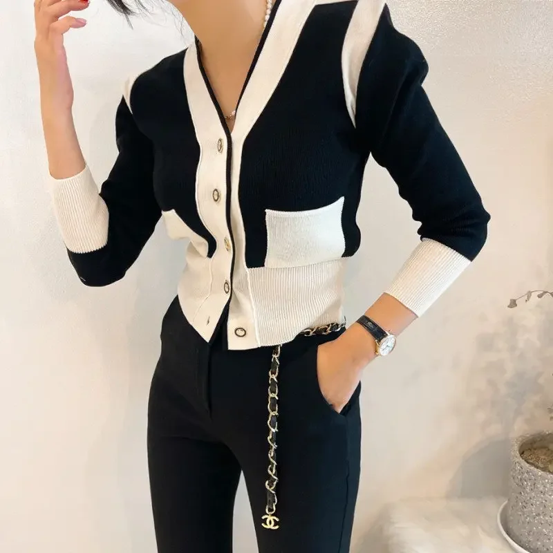 V Neck Contrast Y2k Clothes 2024 Sweaters for Women Pull Sueter Lazy Retro Casual Knitted Cardigan Black Jacket Crop