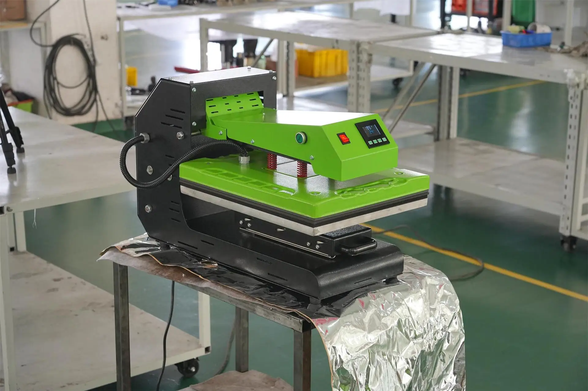 

Garment hot stamping machine 38 * 38cm electric hot stamping machine without air compressor high pressure heat transfer machine