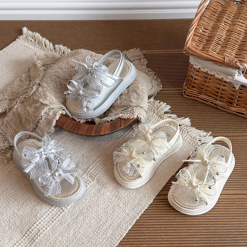Girls Princess Shoes Sweet Lace Bows Kids Beach Shoes Korean Style Soft Bottom 2026 Summer New Children Sandals Open Toes