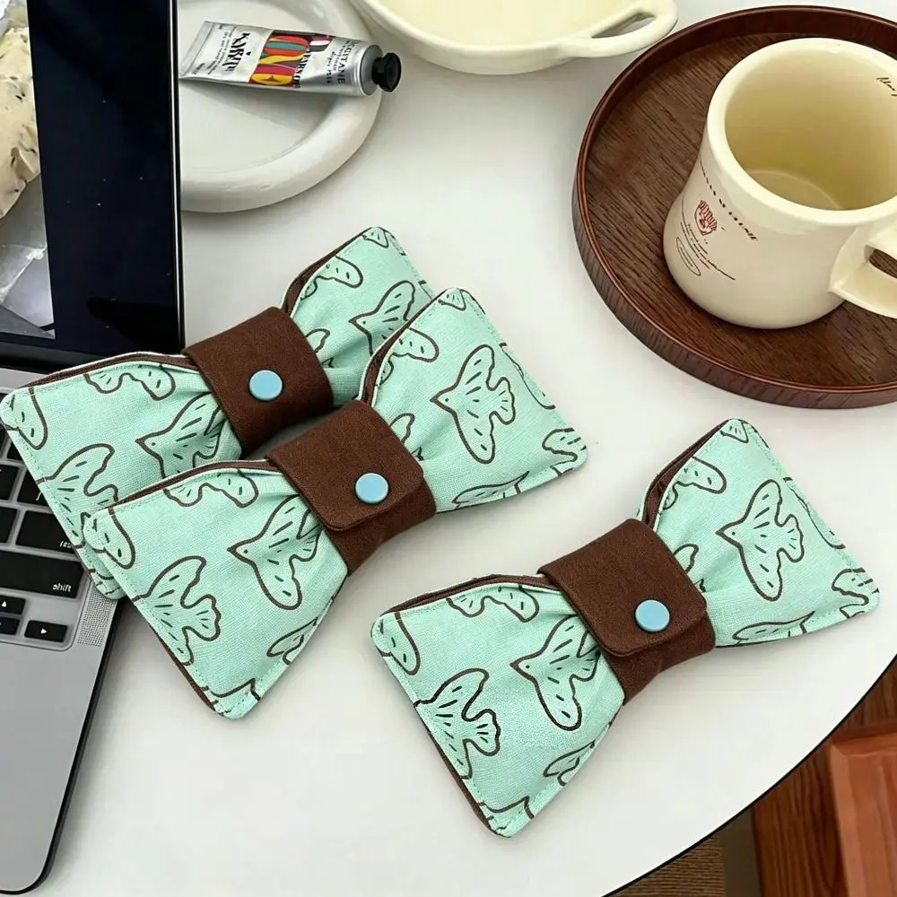Bow Shape Wave Point Eyeglass Case Portable Snap-button Sunglasses Pouch Anti-scratch Cotton Padded Eyewear Case Outdoor Carry