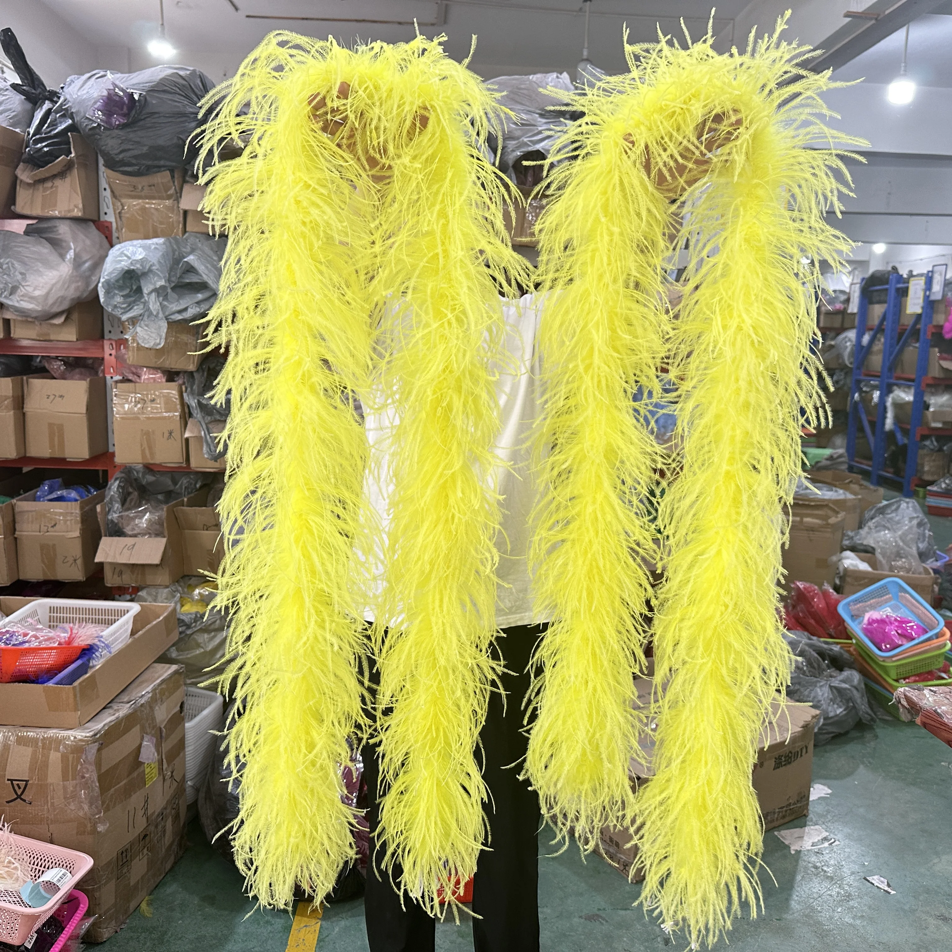 

Bright Yellow Ostrich Feather Boa Shawl 6/8/10/12/15 Layers Fluffy Ostrich Trim Costume Boa Plumes For Wedding Dress DIY Decor