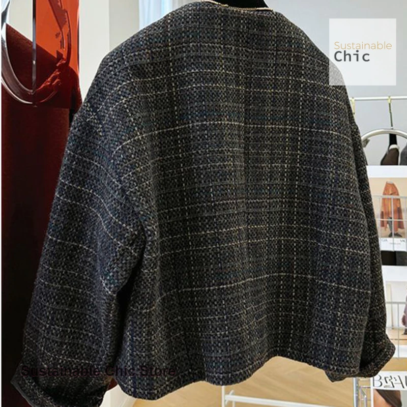 Korean style striped tweed high sense short woolen coat women's autumn and winter new fashion short woolen casual Joker coat.