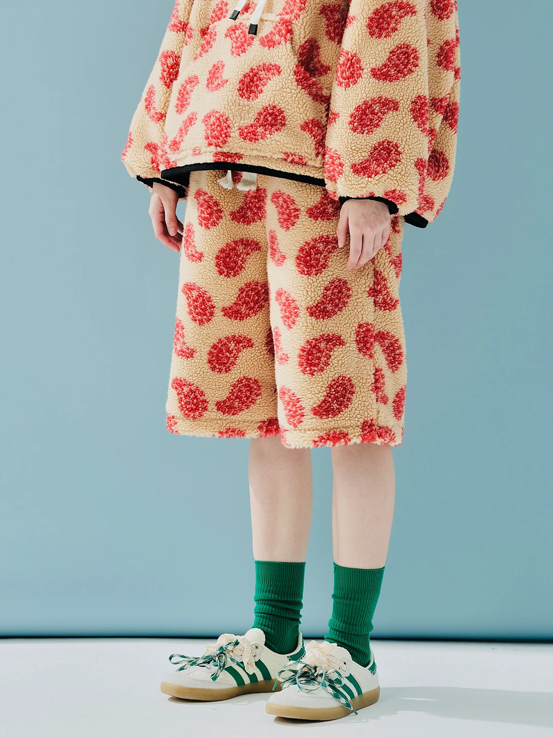 

IMAKOKONI Original Design Warm Elastic Waist Red Lamb Wool Printed Pentagram Pants 244904