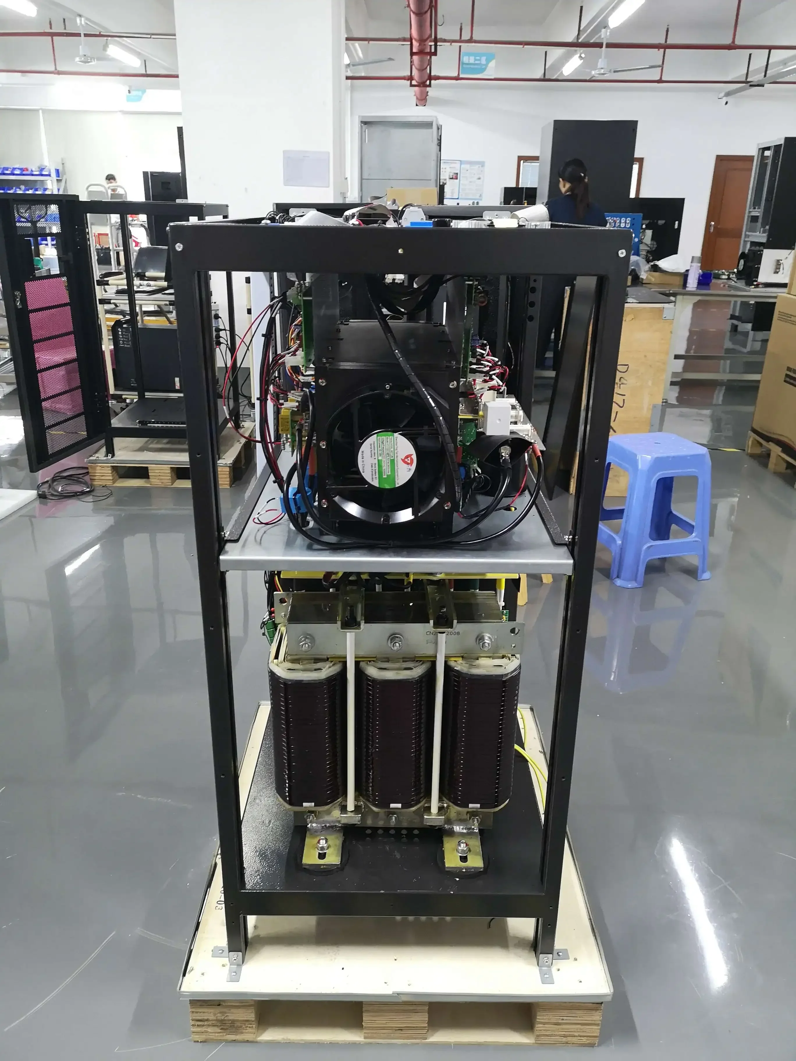 High Quality 3-Phase 380V Low Frequency UPS 20KVA Online Power Supply System - Efficient Voltage Stabilization