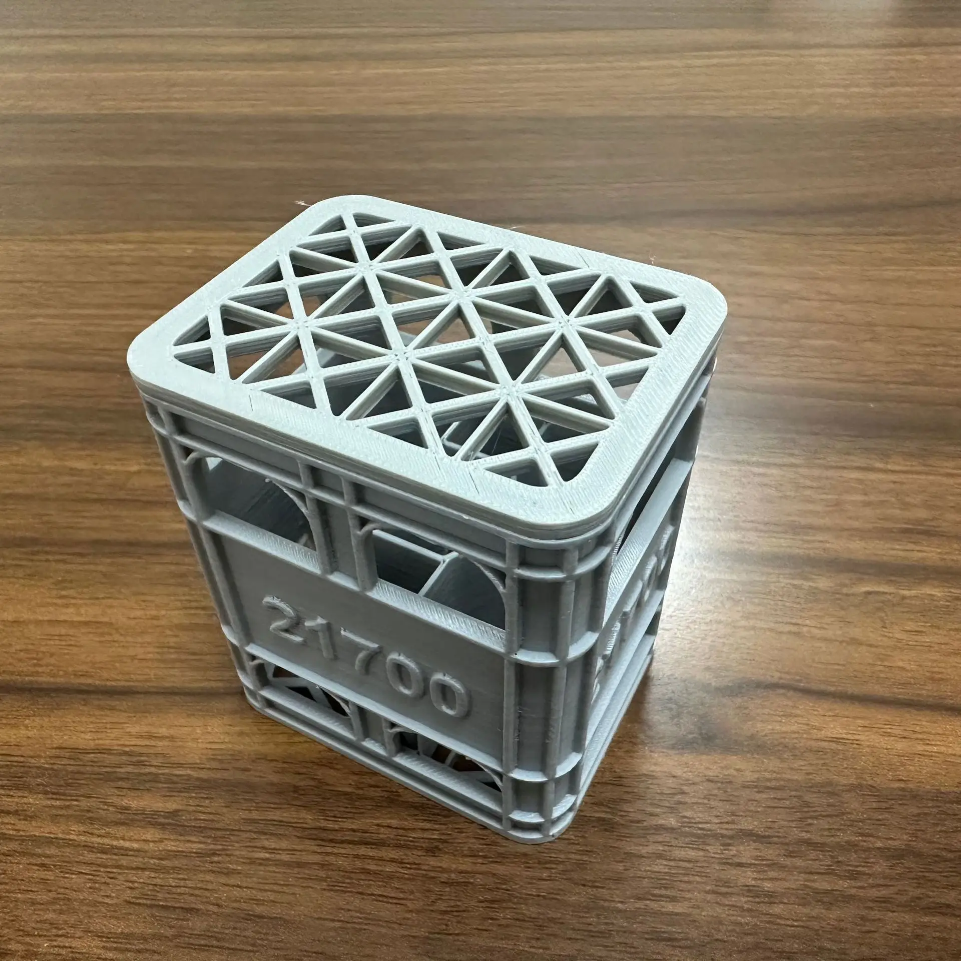 الإبداعية البيرة قفص حامل صندوق البطارية رواية صندوق تخزين الفن الجمالي منظم سطح المكتب مناسبة لبطاريات AA/AAA/18650