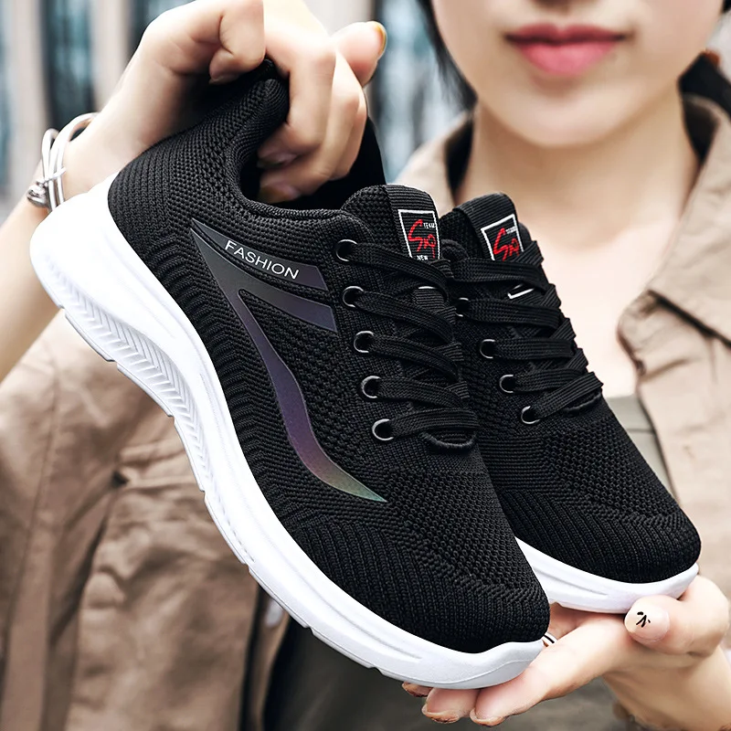 2024 Spring New Women's Shoes Hot Selling Soft soled Lightweight Casual Sports Shoes Fashionable Lace up Outdoor Running Shoes