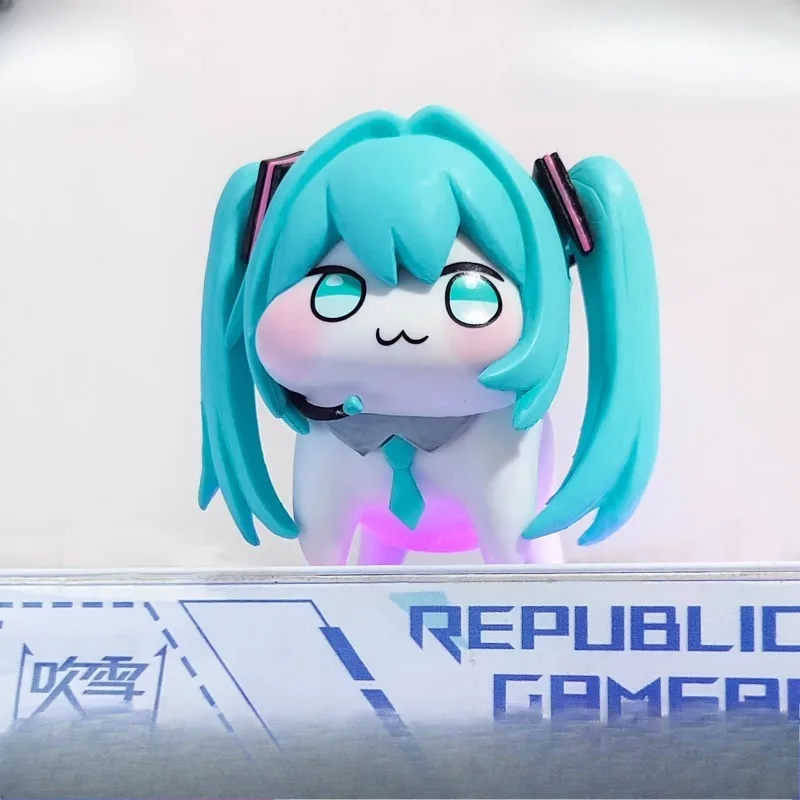 

Cute Cartoon Character Hatsune Miku Desktop Ornaments Toys Anime Kawaii Figures Car Decorations Doll Ornaments Girls Gifts