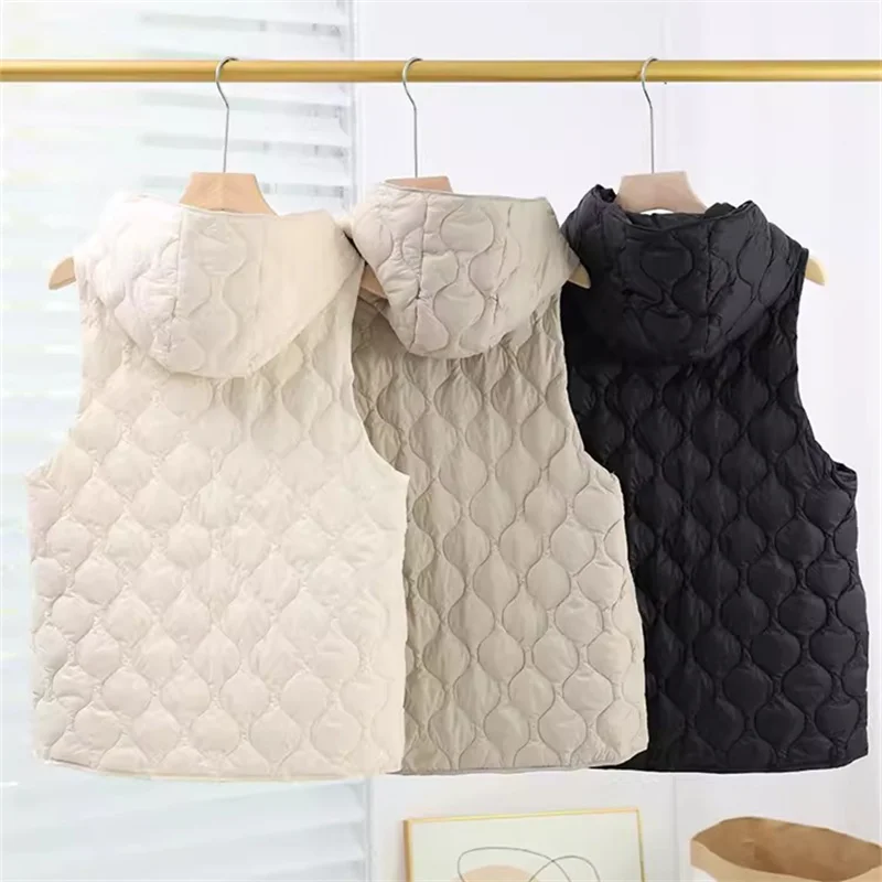 Autumn Winter Hooded Down Waistcoat Jacket Women Ultra Light White Duck Down Vest Coat Female Sleeveless Short Warm Tank Parkas