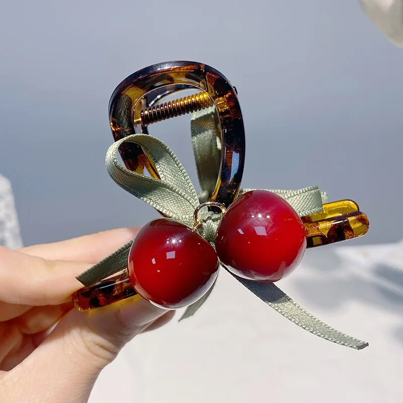 Unique Red Cherry Hair Clips Claws Hairgrips Exquisite Simulation Acrylic Fruit Christmas Lucky Cherry Children's Hair Clamps