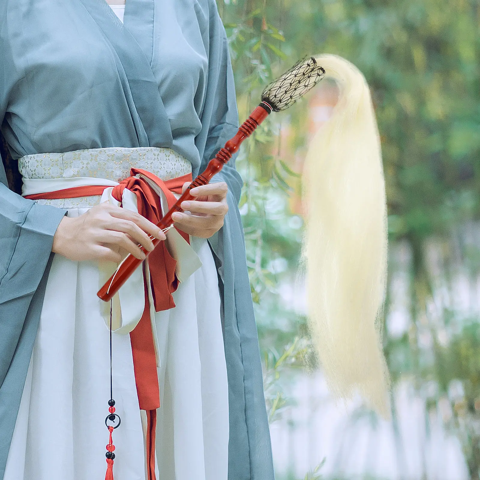 Tai Whisk Horsetail Style Duster for Martial Arts Training Solid Wood Linen Silk Bristles Comfort Grip Versatile Practice