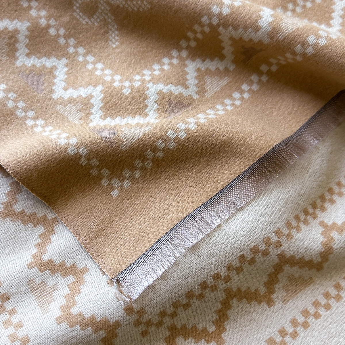 2025 العلامة التجارية الجديدة أناقة القوس طباعة وشاح لينة الدافئة هامش الباشمينا شال الخريف والشتاء في الهواء الطلق Coldproof يندبروف بطانية #6