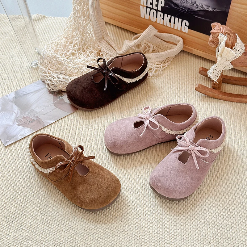 

Осенняя повседневная обувь для девочек, милая детская обувь на плоской подошве с круглым носком, кружевом и бантом на крючках, однотонная нескользящая шикарная удобная детская обувь