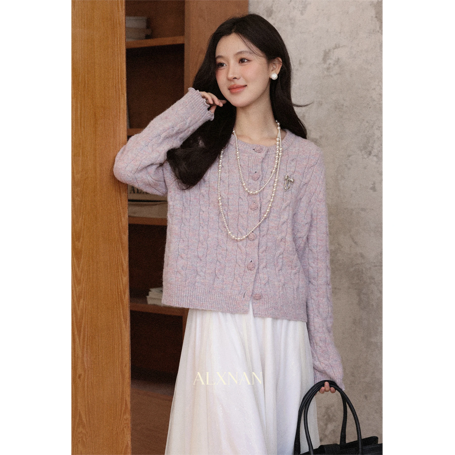 

ALXNAN Pink Purple Cardigan Round Neck Chic Flower Button Women's Sweaters 2025 Autumn Winter Long Sleeve Knitted Tops L57327
