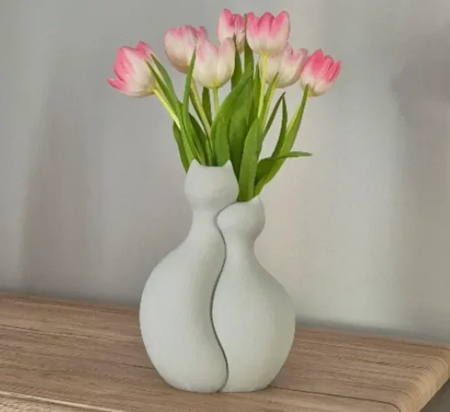 3D Printed Embracing Cat Sculpture Vase, Creative Couple Cats Floral Container, Plastic Modern Table Ornament