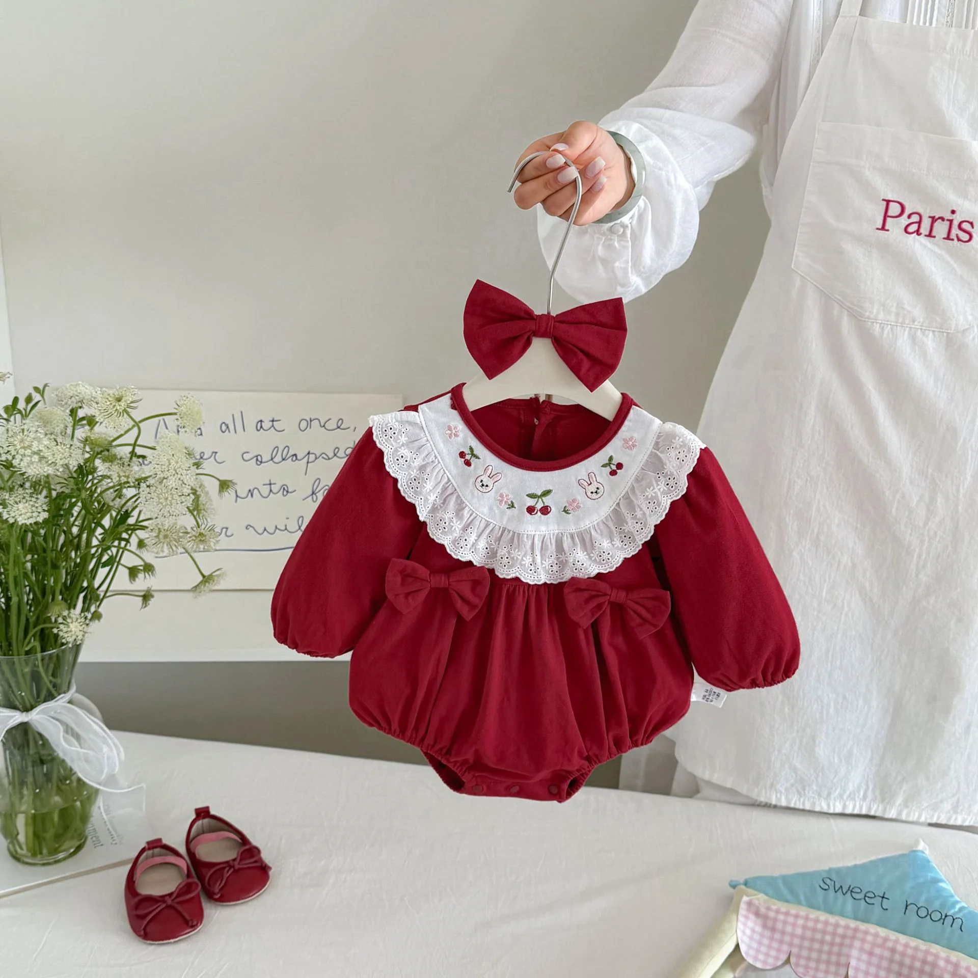 Autumn Baby Bodysuits And One-pieces Long Sleeve Baby Clothing Lace Embroidered Collar Bodysuit For Newborns 0-24M with Headband