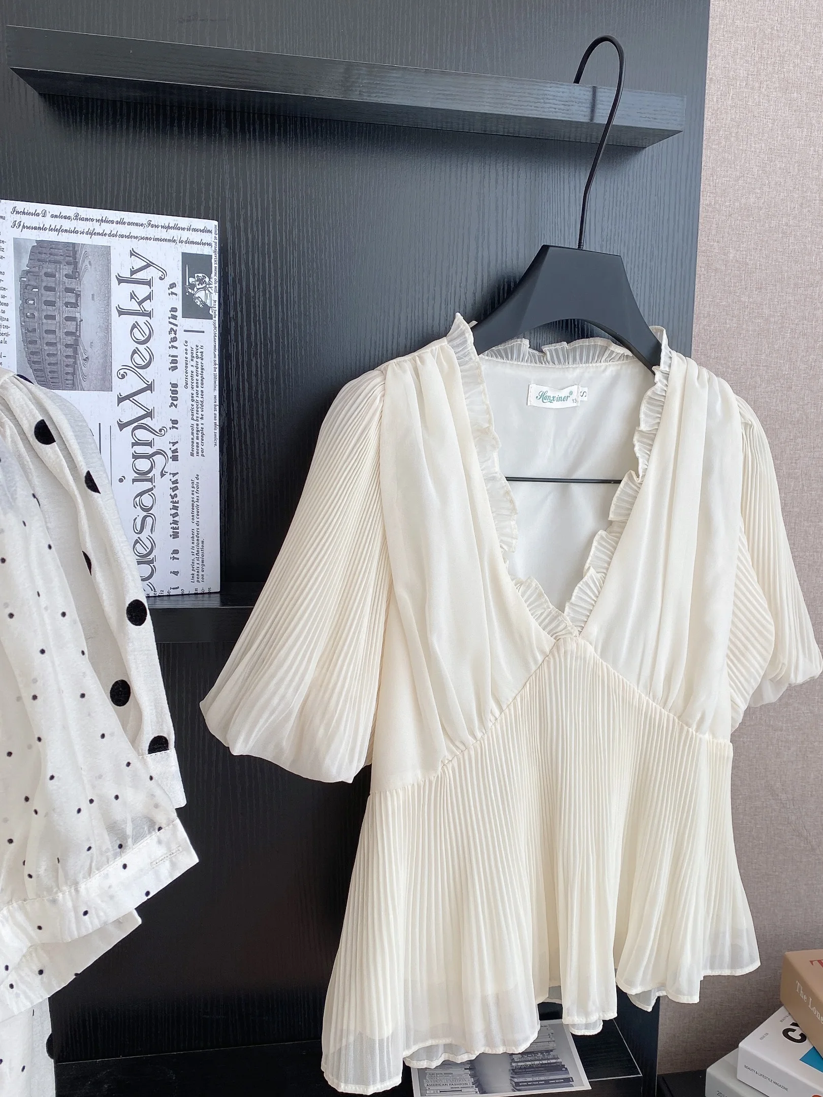 

Sweet V-Ne Bubble Sve Chiffon irt Women's Gentle Sle Top Pleated Summer 2025 Korean Version Loose Fit ort Sve