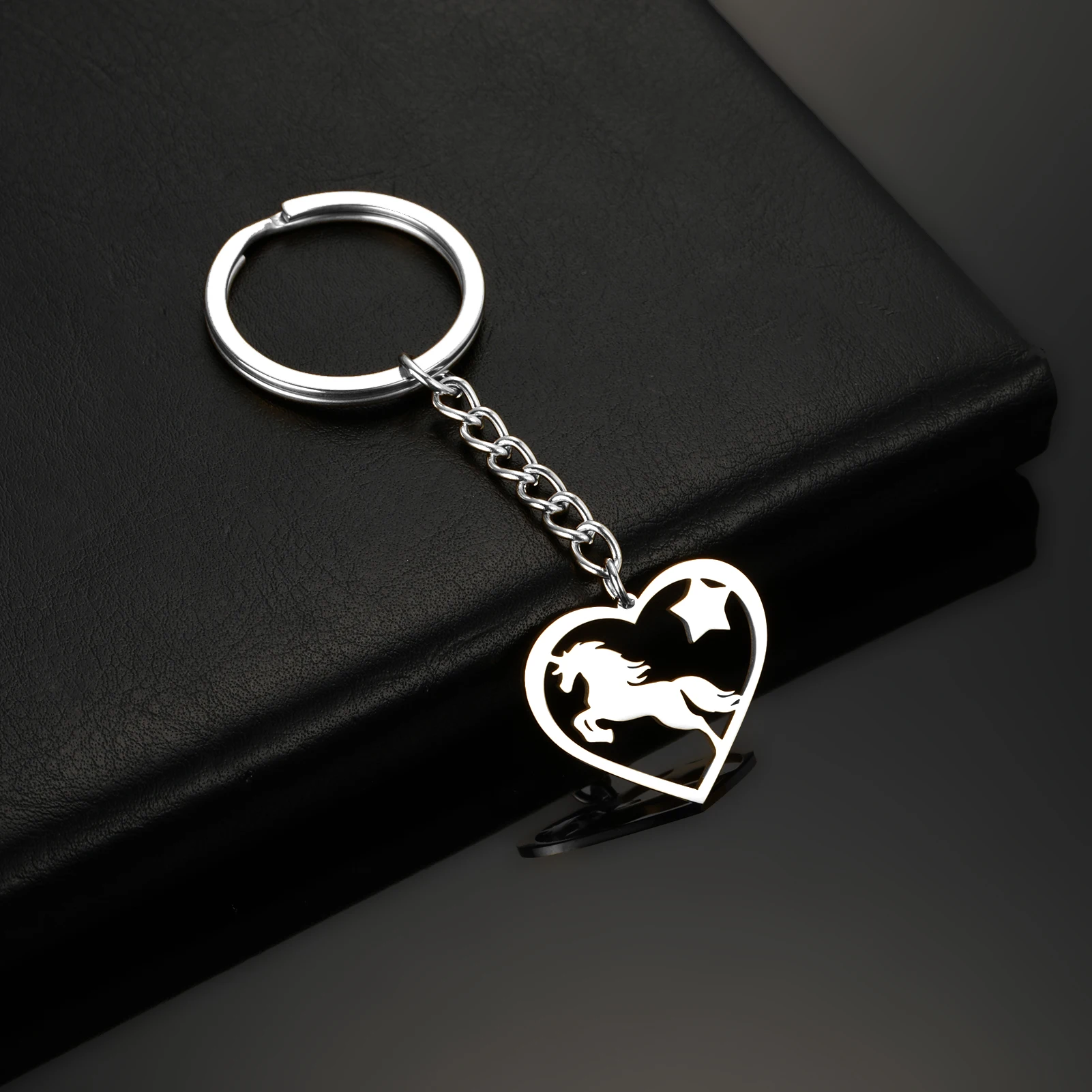 Unicorn Horse Keychain for Woman Men Girl Gift Car Key Chain Ring Heart Star Pendant Supernatural Stainless Steel Jewelry