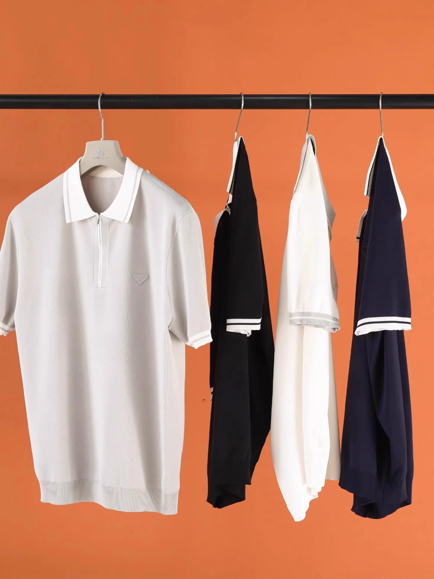 

Italian Luxury Men's ort Sve Knitted irt Summer Sle Casual Cloud Silk Busin Casual Color Blo Top