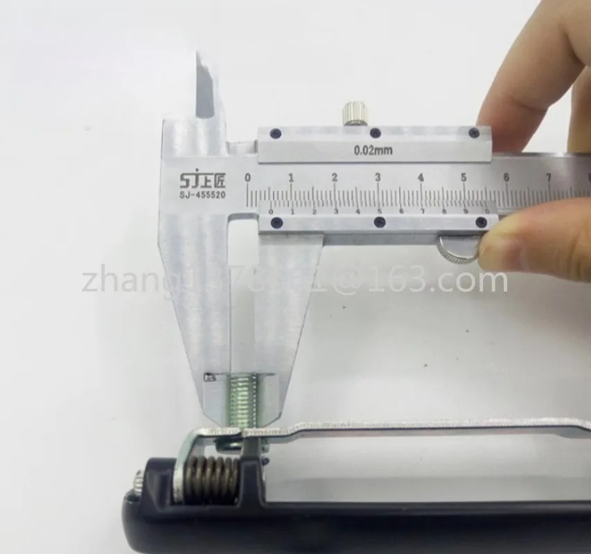 Manija exterior de cerradura de puerta de cabina, 1 unidad, para excavadora Kobelco SK140/200/210/260/350LC-8