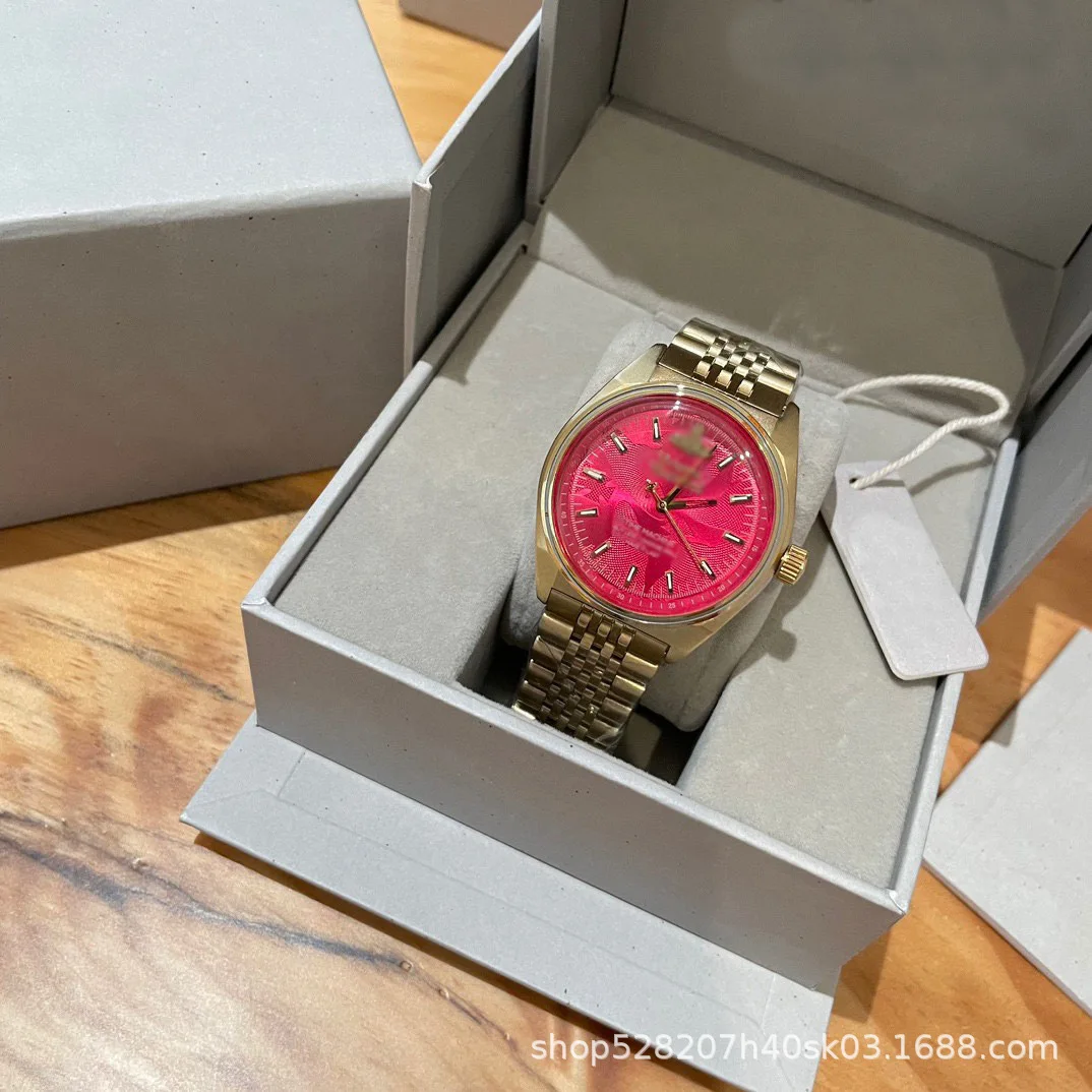 West after horloge dames nieuw Saturn rosé rood gouden horloge mode retro waterdicht millennium dameshorloge