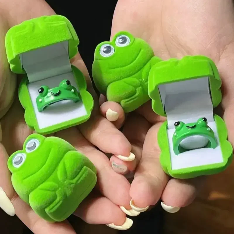 Velvet Frog Jewelry Box with Cute Cartoon Frog Rings Couple Rings Flocked Jewelry Storage Boxes Creative Valentine\'s Day Gift