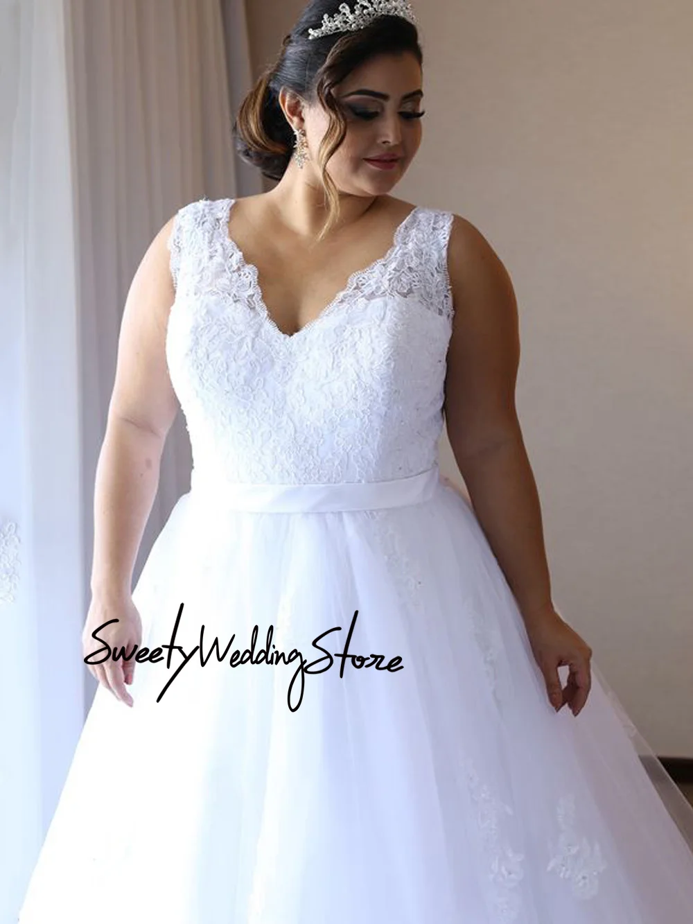 Vestido de casamento branco puro plus size sexy decote em v sem mangas miçangas applique uma linha vestido de noiva noiva para noiva