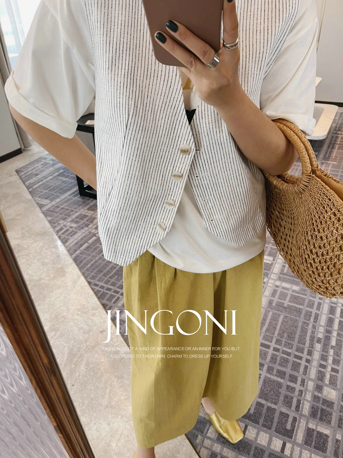 

Striped Linen Vest Waistcoat Y2k 2024 Woman Clothing Summer Korean Fashion Vintage Elegant Sleeveless Tops Cropped Jacket New