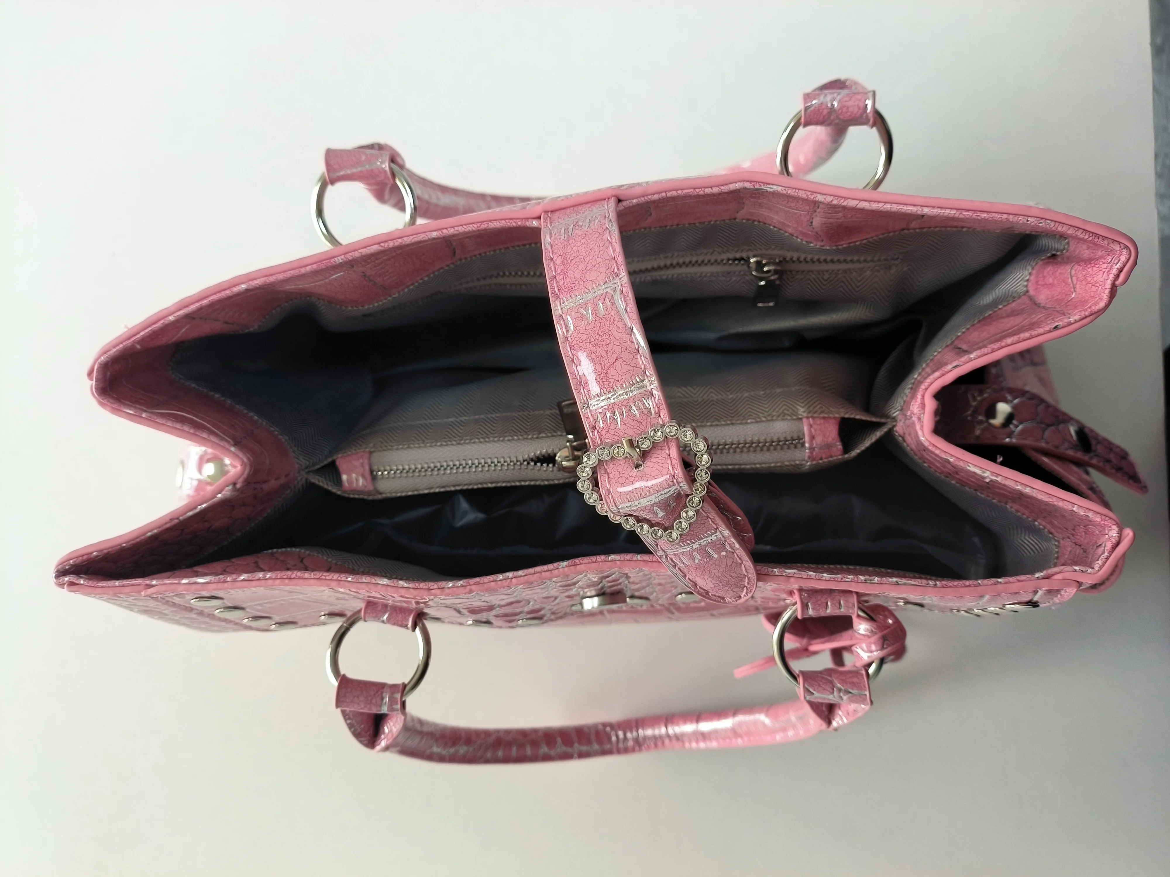 Umhängetasche mit Krokodilmuster und Prägung, Damenhandtasche mit großem Fassungsvermögen, Designer-Aktentasche, Y2k-Mädchen-Pendlermode-Handtasche, Rosa – Detail 5