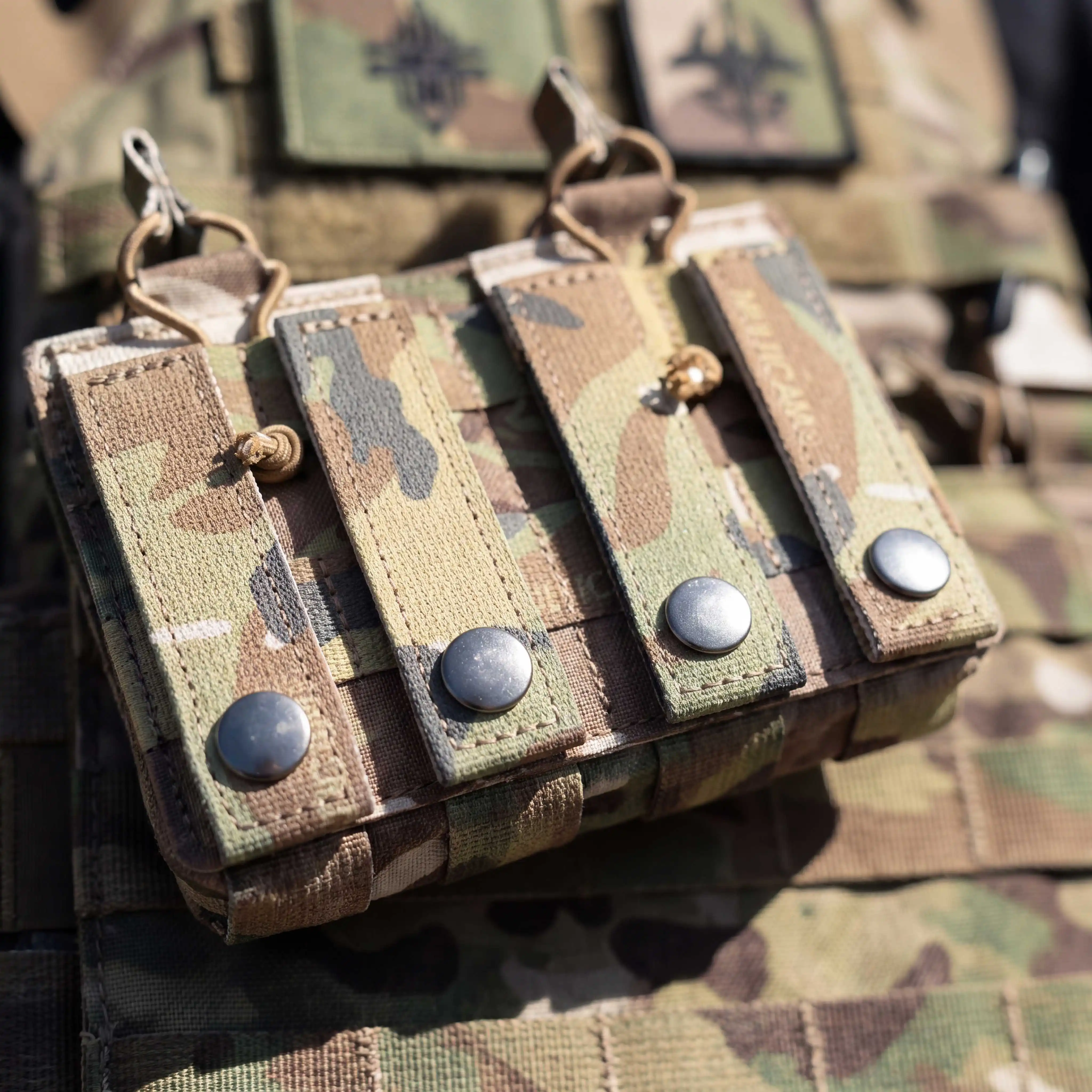 Tactical Two-Compartment Magazine Pouch Camouflage Adjustable Multi-Compartment Magazine Bag Equipment Storage Tool Bag
