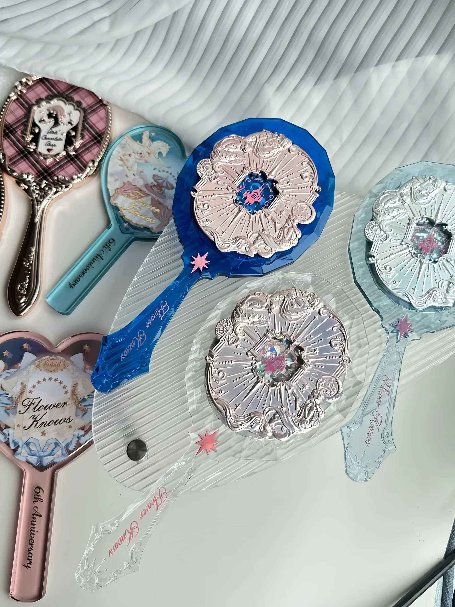 Flower Knows Strawberry Rococo Lip Glaze Hand-held Mirror Makeup Tool Portable Small Mirror to Carry Handle Mirror