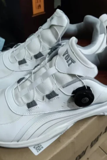 

Unisex Indoor Training Table Tennis Shoes Women's Breathable Tennis Shoes Men's Shock Absorption Training Shoes